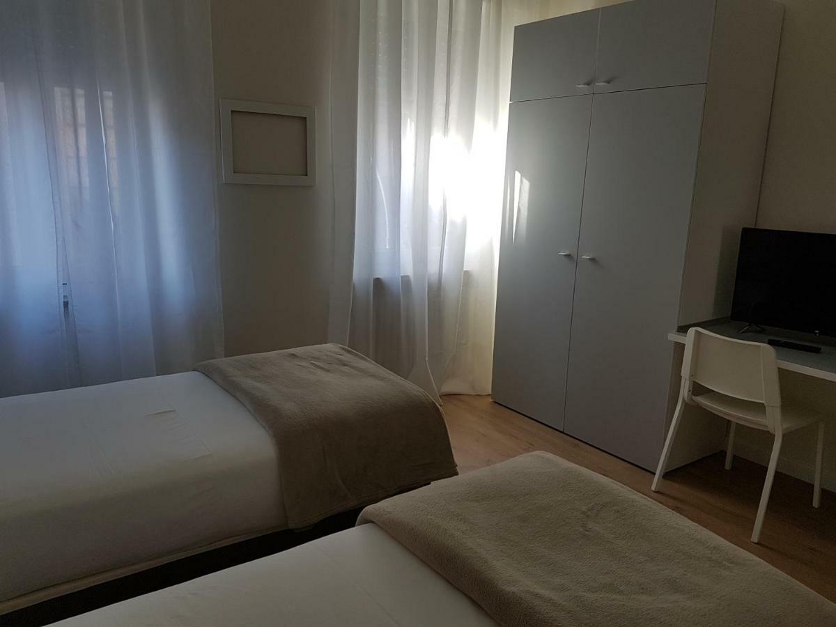 Affittacamere Risorgimento Lecco Exteriér fotografie